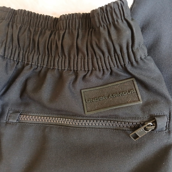 Under Armour Black Jogger Pants - Picture 12 of 16